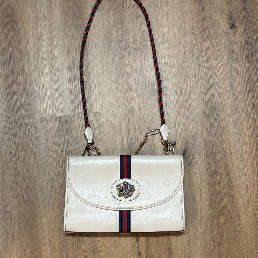 Elegant Cream Shoulder Bag